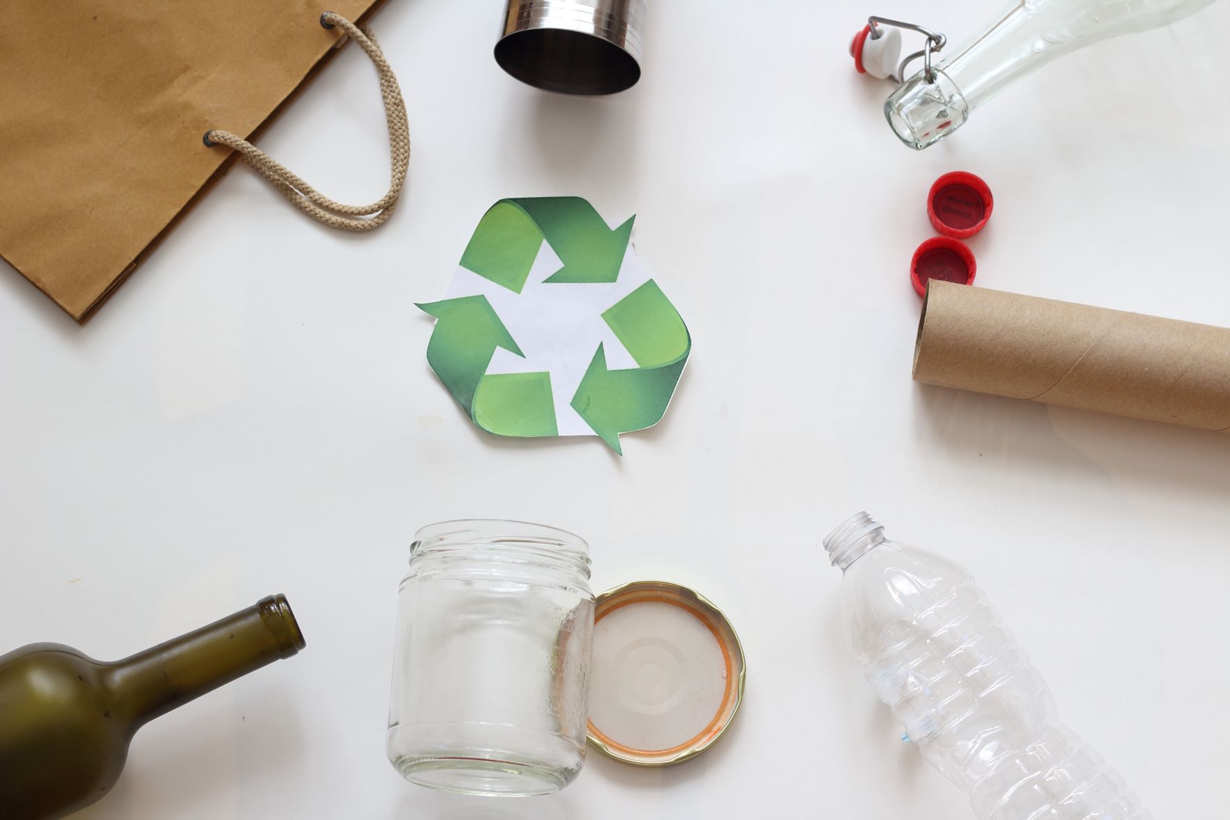 TIPS TO REDUCE WASTE AND RECYCLE RIGHT